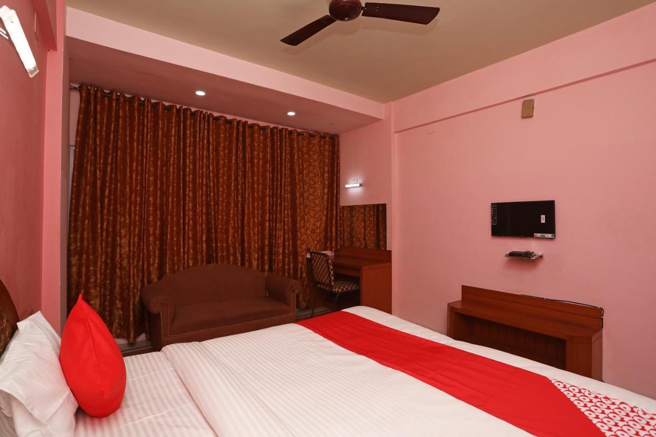Hotel Keshari Bhubaneswar Exterior foto